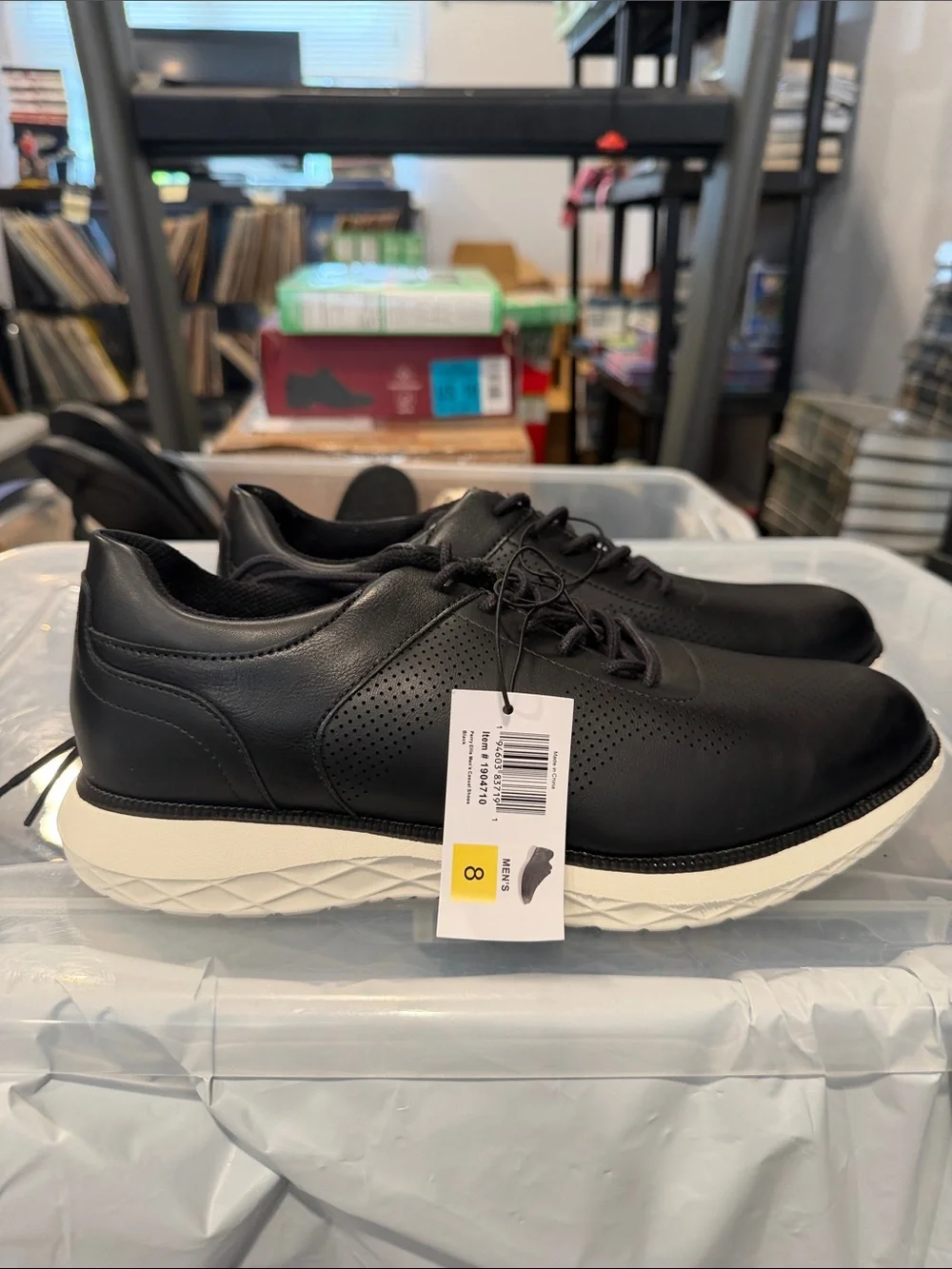 Perry Ellis Men’s Lace Up Fashion Sneakers Black Leather size 8 M US